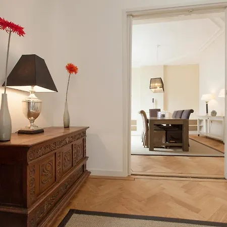 Apartamento Group Museum Square